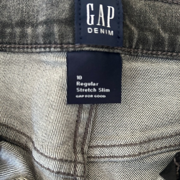 NWT Gap boys size 10 regular grey jeans. Stretch slim fit. - Picture 2 of 3